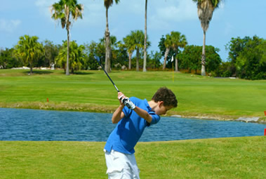 Sports camp with golf lessons for kids in Spain